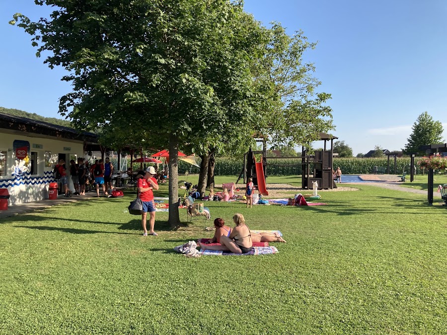 Freibad Erlebnisbad Wolfau