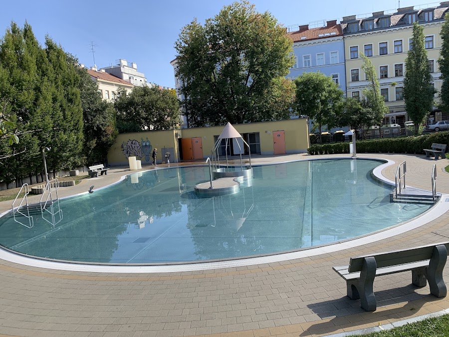 Familienbad Hofferplatz