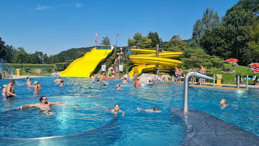 Bergxi - Schwimmbad Bergheim