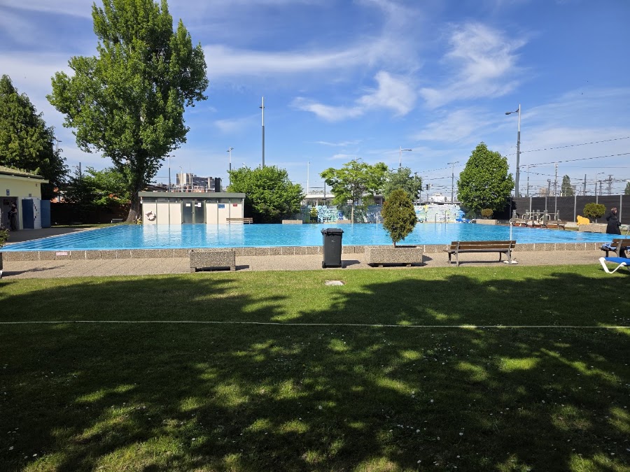 Familienbad Gudrunstraße