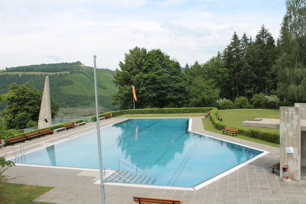 Terrassenbad