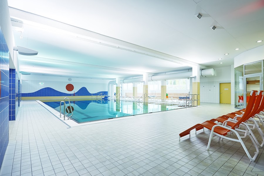 Hallenbad Zwentendorf