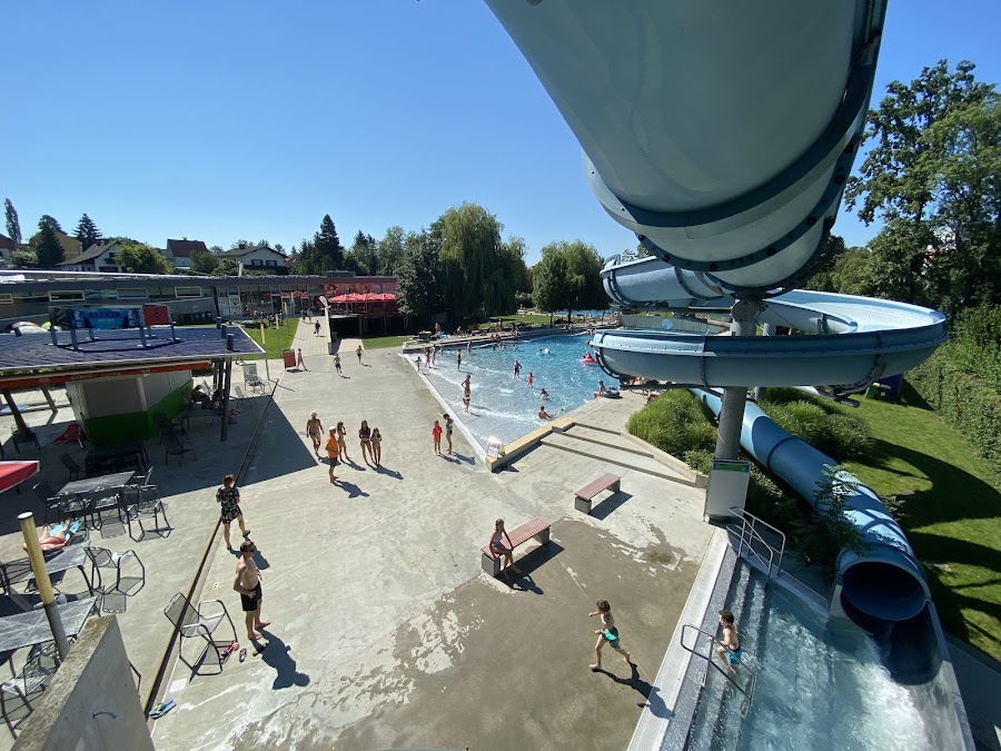 Wellenbecken