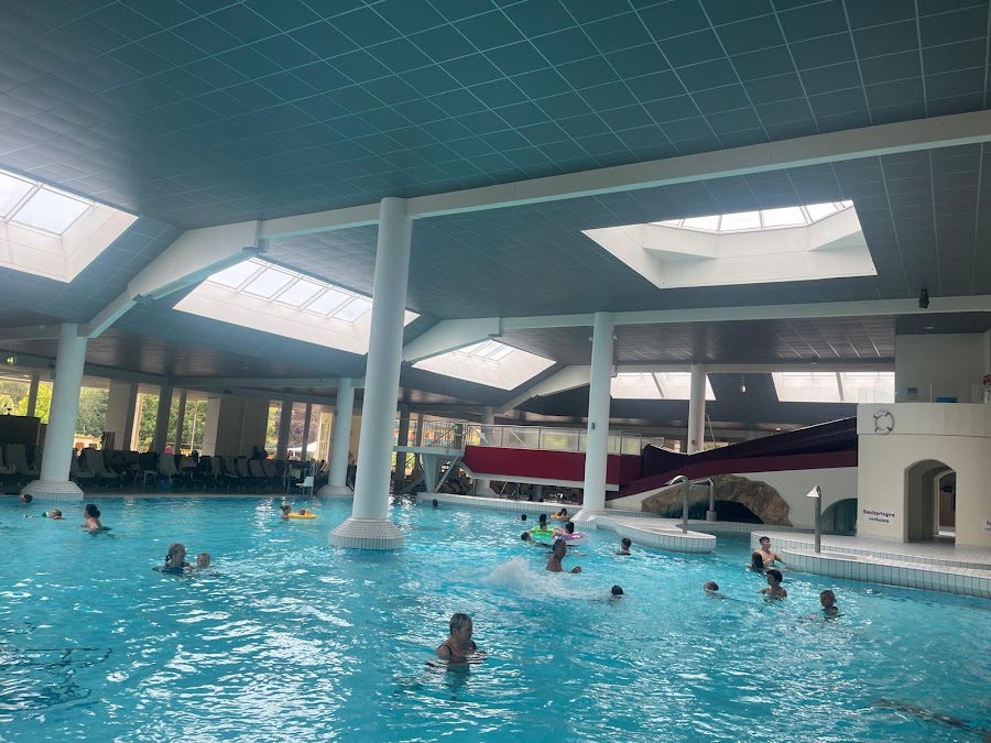 Sauna-Außenbecken