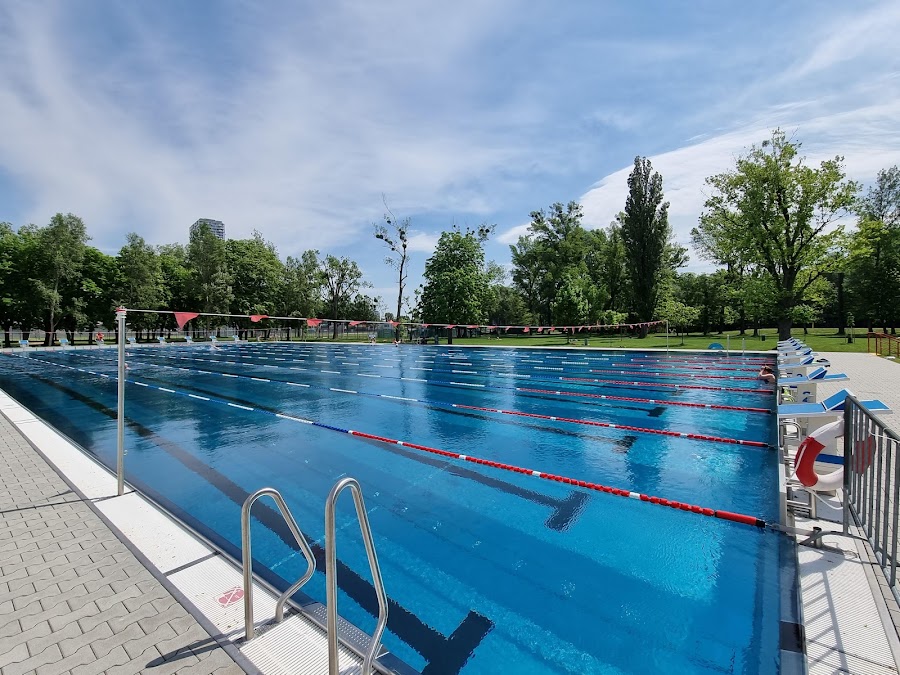 Sportbecken II