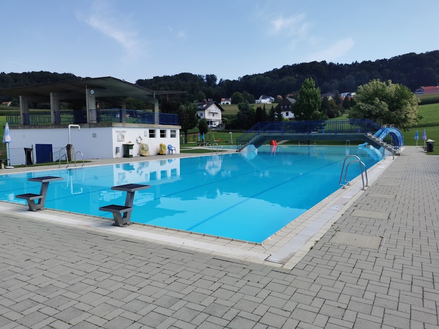 Freibad Gnas